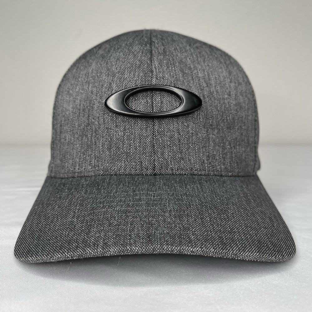 Oakley S/P FLEXFIT S-M Gray Fitted Hat/Baseball Cap Yupoong